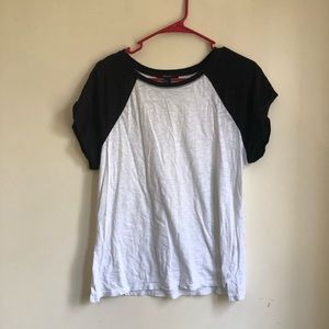 Baseball tee